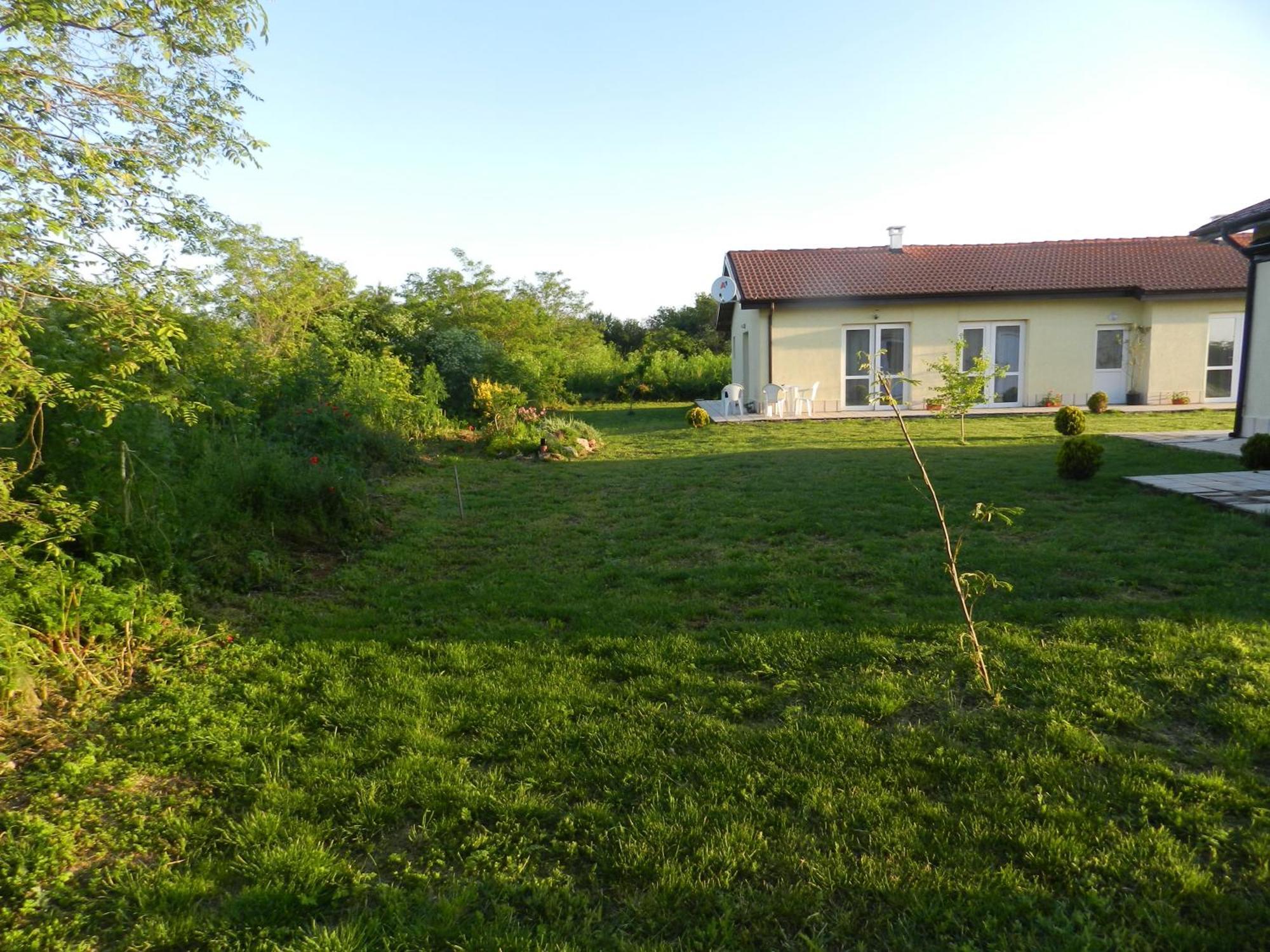 Villa Campo Ezerets 외부 사진
